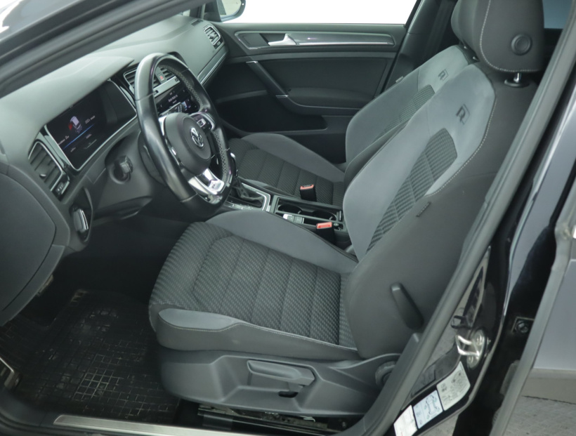 Volkswagen Golf, 2018