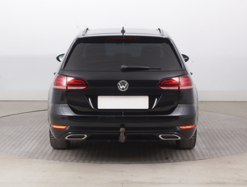 Volkswagen Golf, 2018