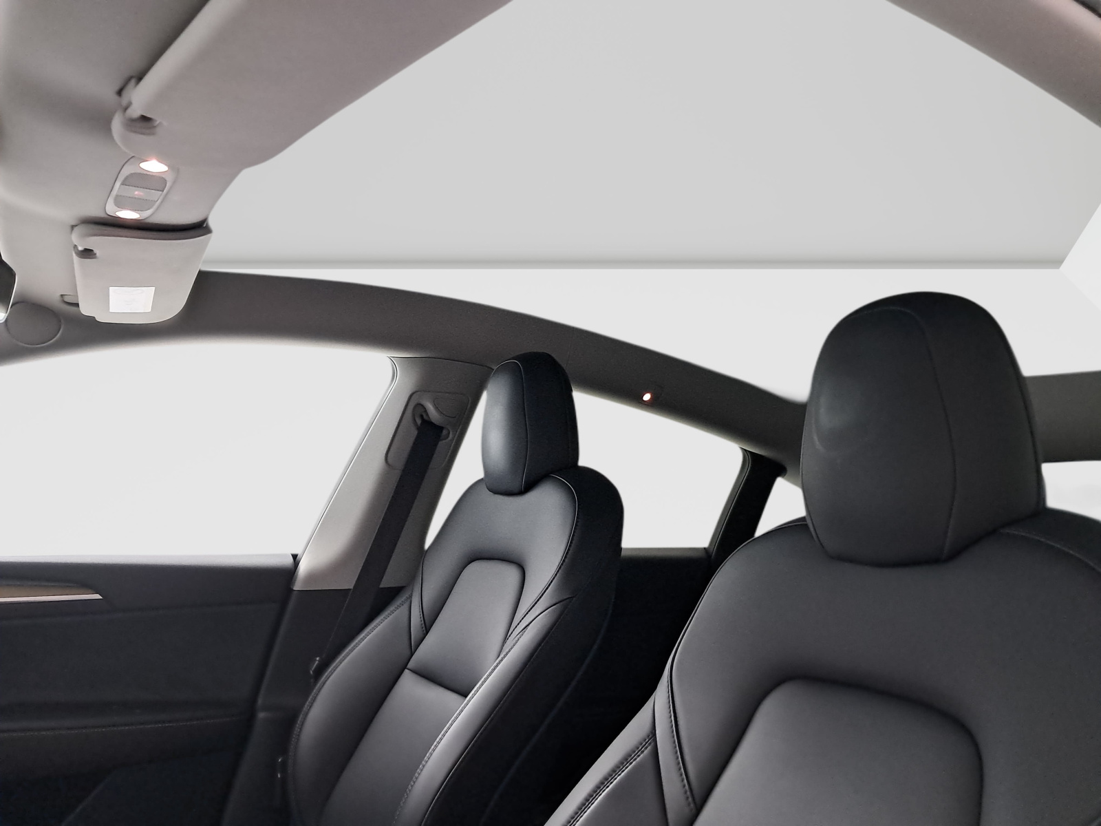 Tesla Model Y Long Range AWD – fotografie 24