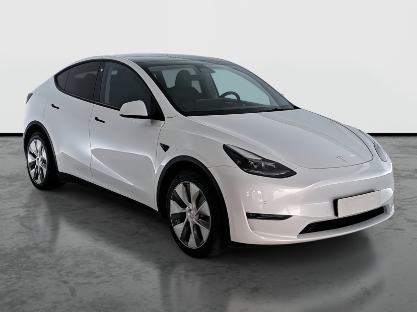 Tesla Model Y, 2022