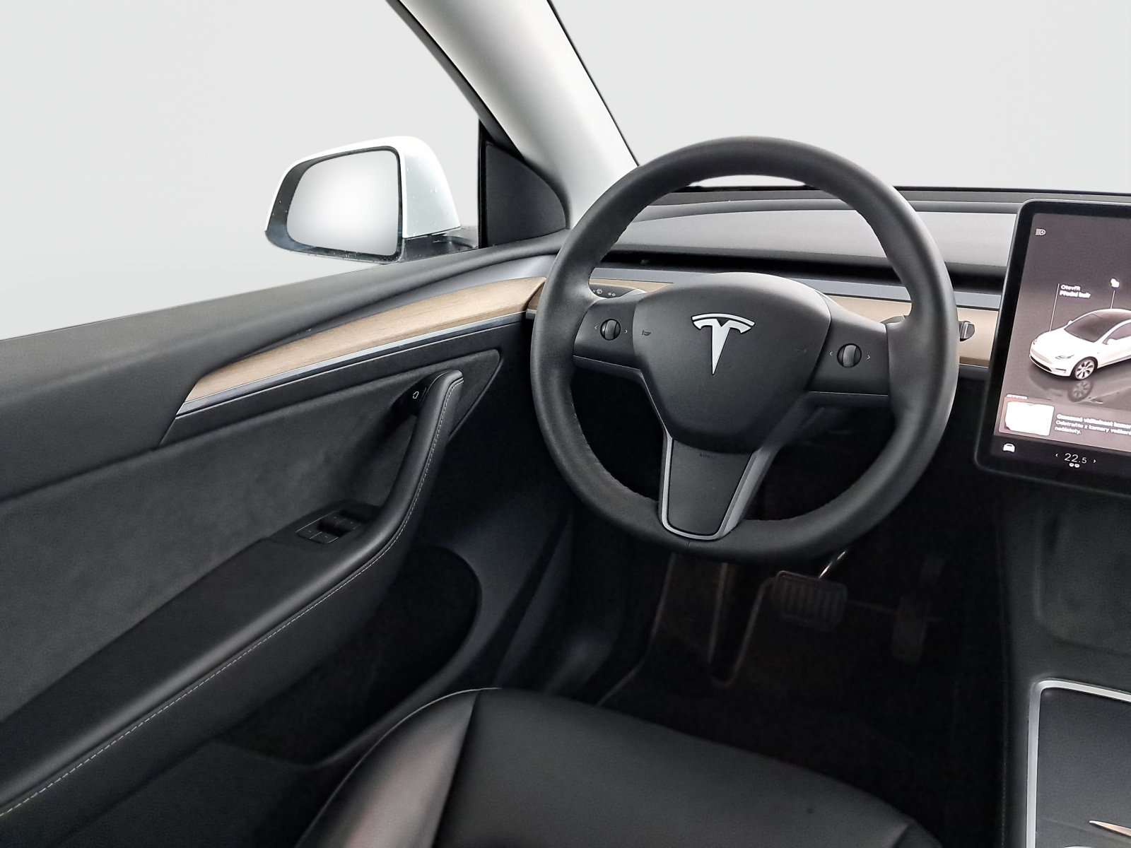 Tesla Model Y Long Range AWD – fotografie 9