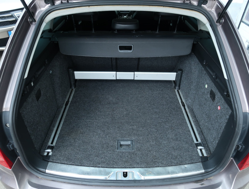 Škoda Superb, 2010