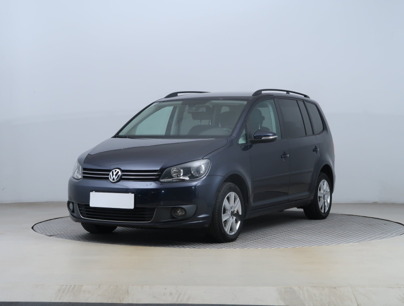 Volkswagen Touran, 2013