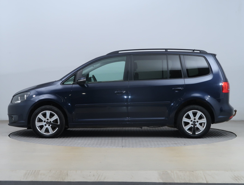 Volkswagen Touran, 2013