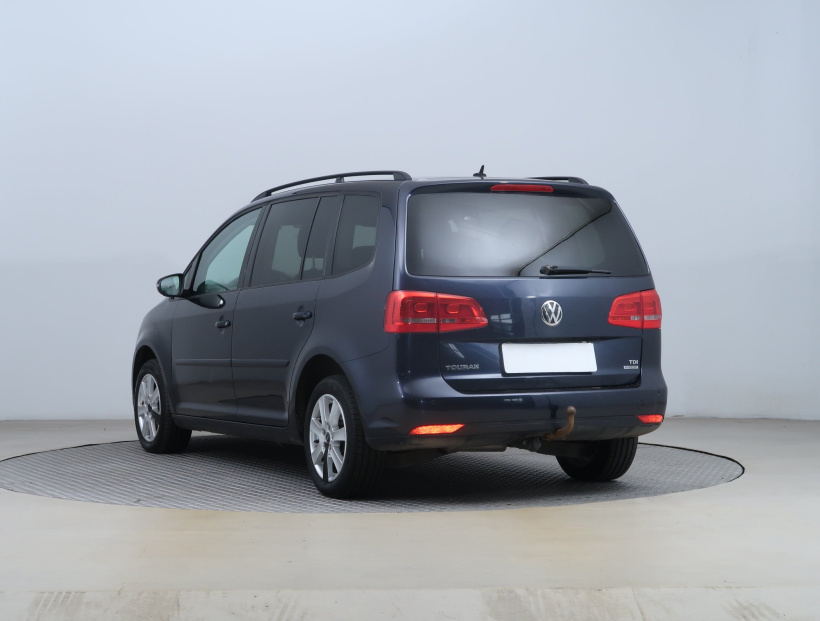 Volkswagen Touran, 2013