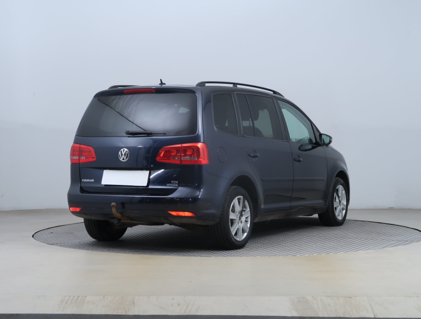 Volkswagen Touran, 2013