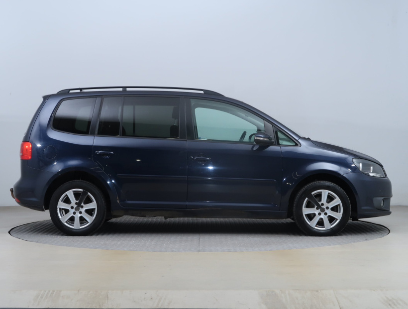Volkswagen Touran, 2013