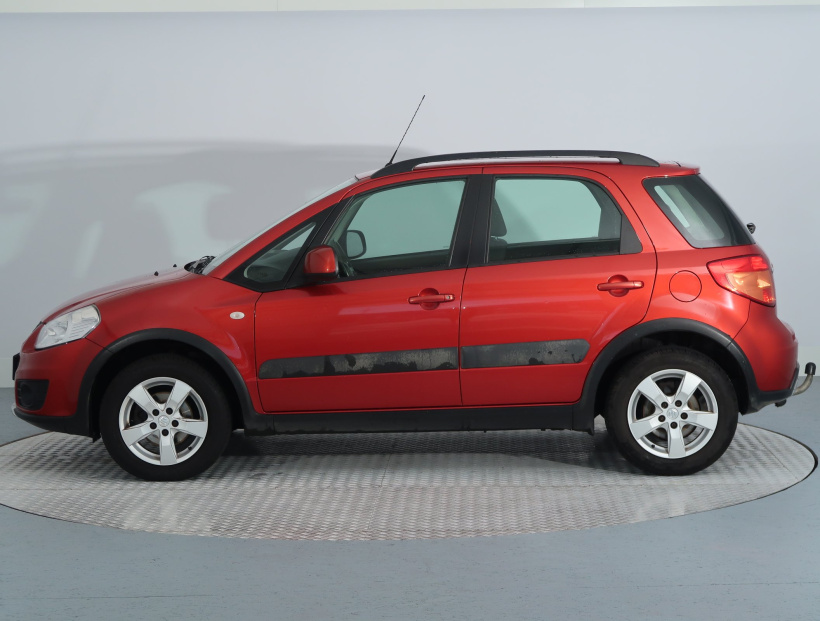 Suzuki SX4, 2010
