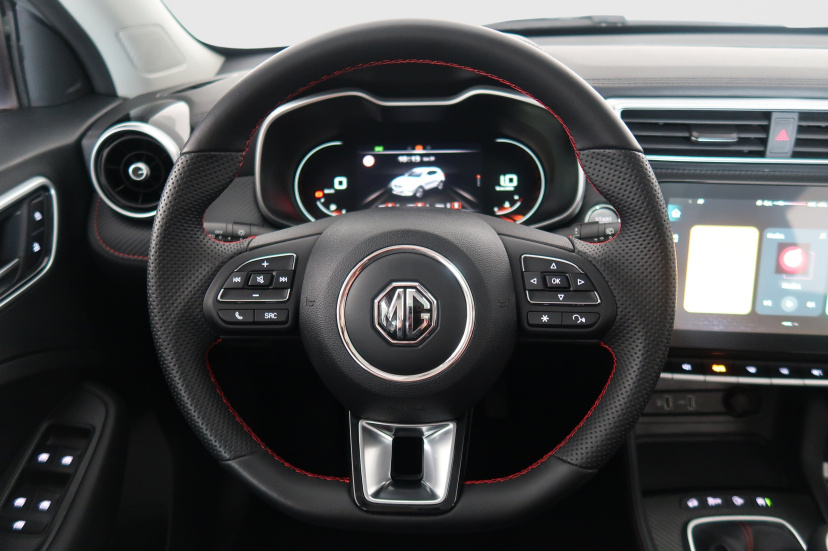 MG ZS SUV, 2024