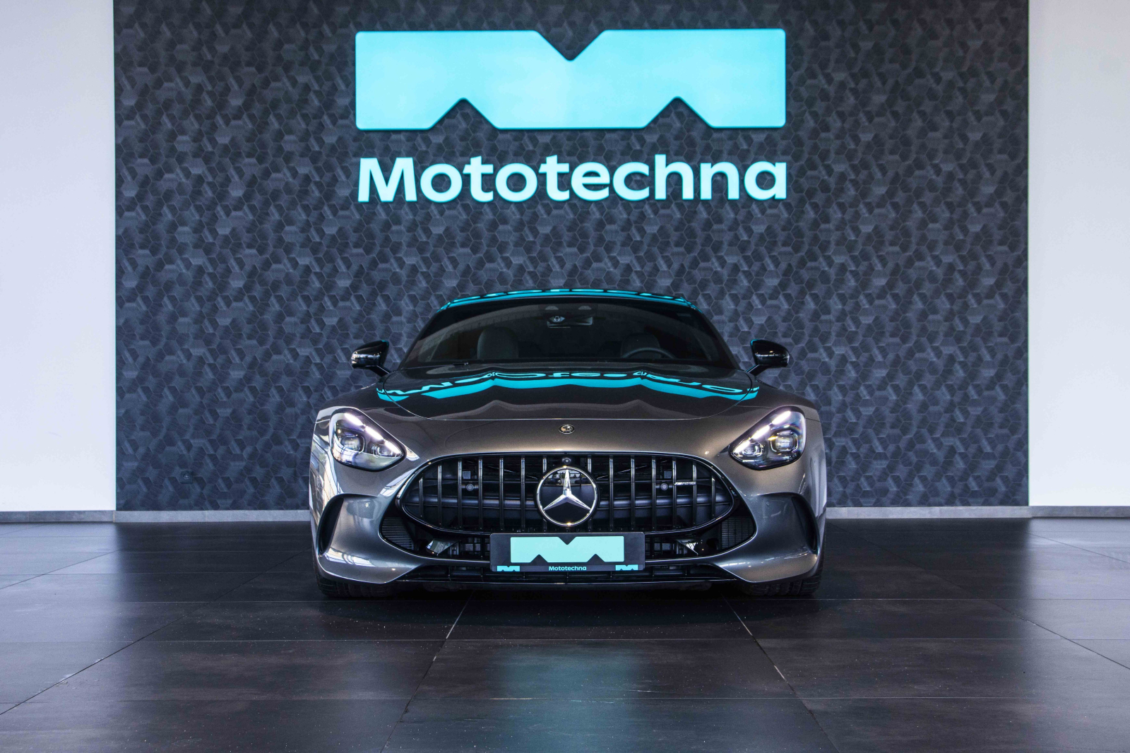 Mercedes-Benz AMG GT - 2025