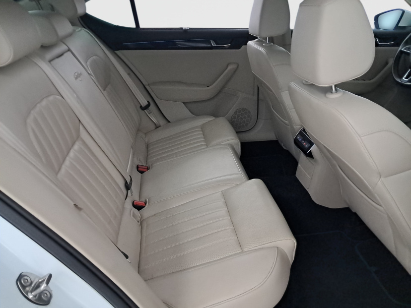 Škoda Superb, 2017