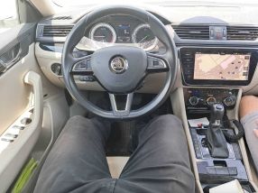 Škoda Superb - 2017
