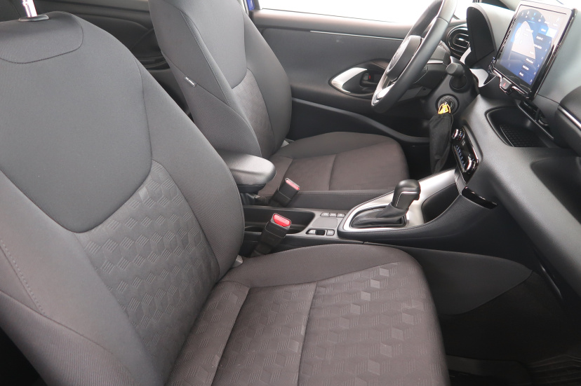 Toyota Yaris, 2024