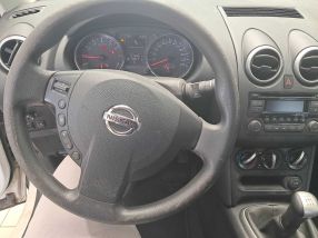 Nissan Qashqai - 2013