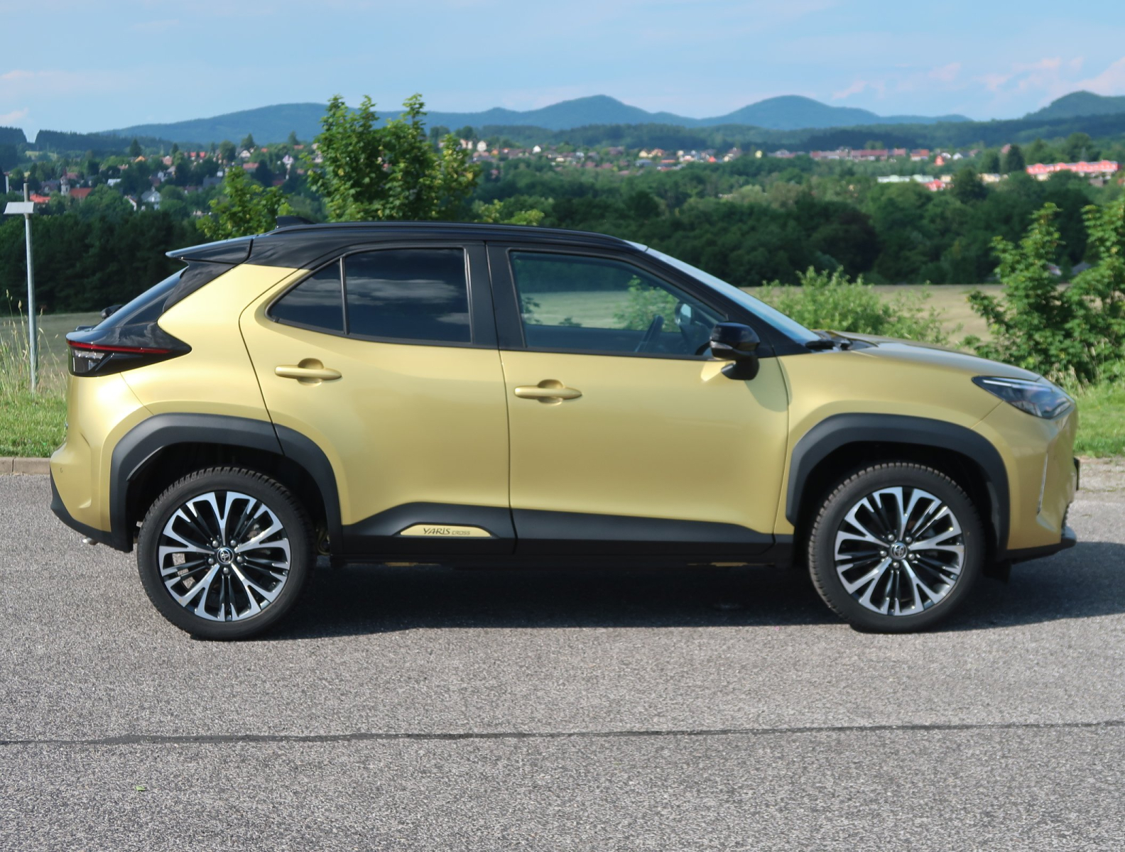 Toyota Yaris Cross - 2023