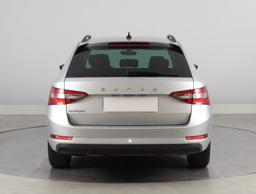Škoda Superb, 2019
