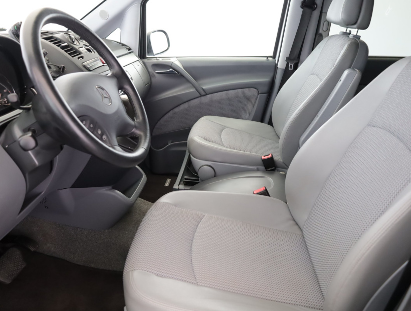 Mercedes-Benz Viano, 2009