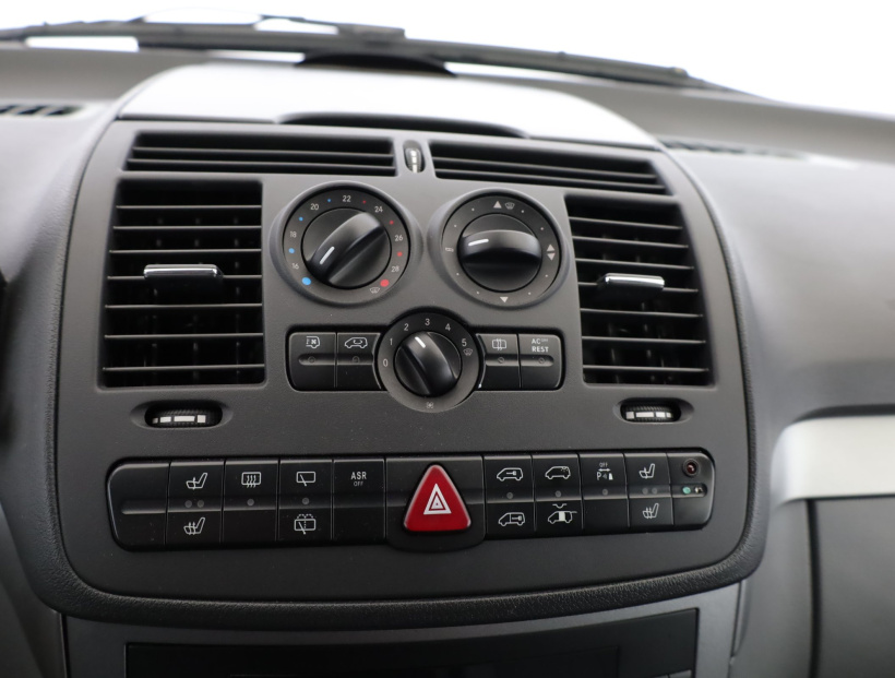 Mercedes-Benz Viano, 2009