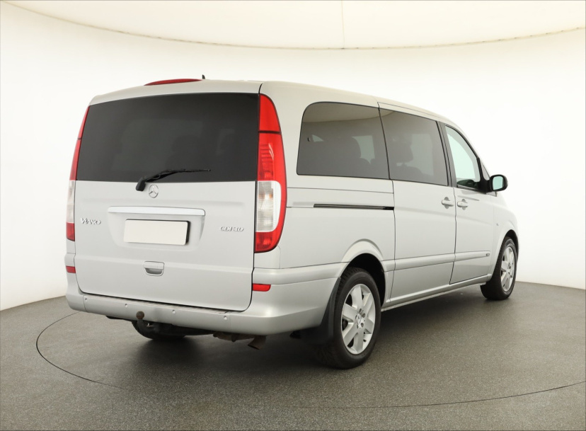 Mercedes-Benz Viano, 2009