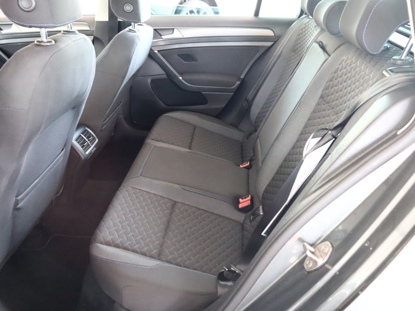 Volkswagen Golf, 2018