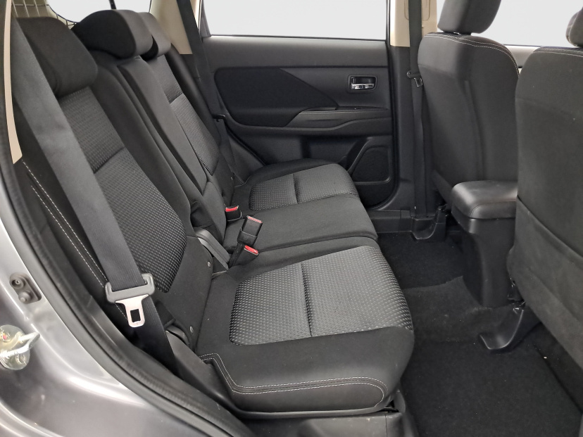 Mitsubishi Outlander, 2017