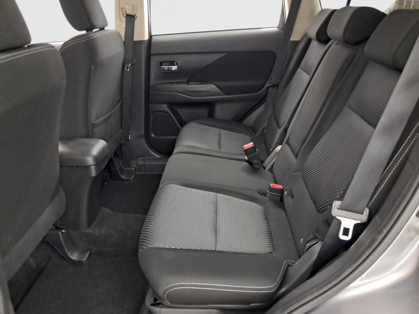 Mitsubishi Outlander, 2017