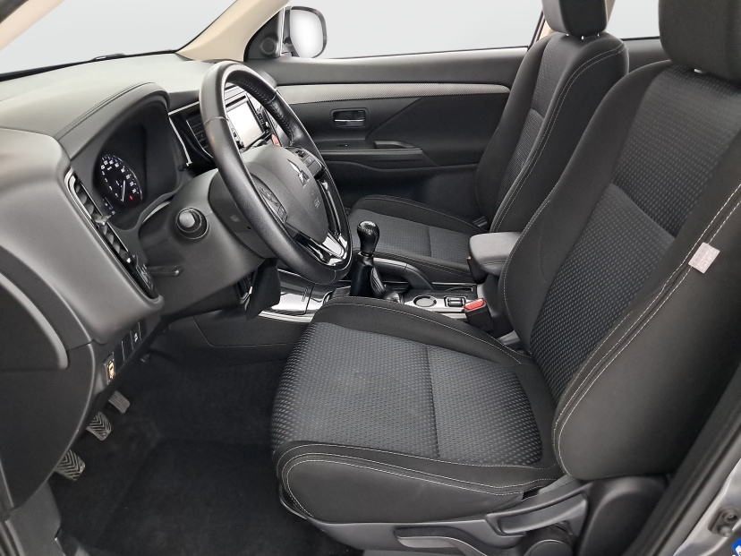 Mitsubishi Outlander, 2017