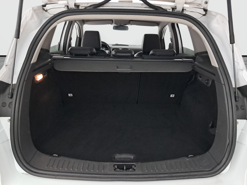 Ford Kuga, 2012