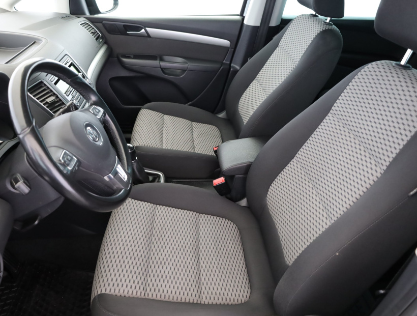 Volkswagen Sharan, 2014
