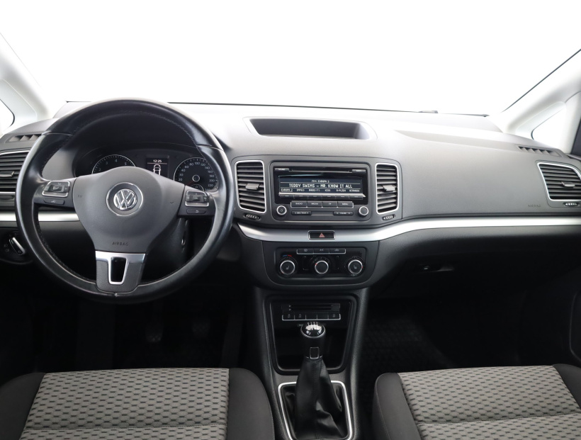 Volkswagen Sharan, 2014