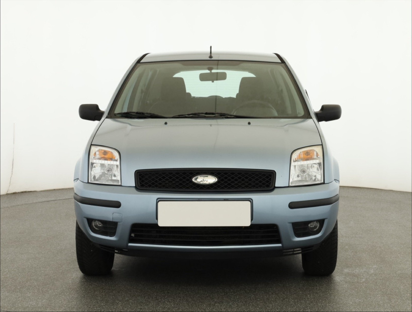 Ford Fusion, 2005