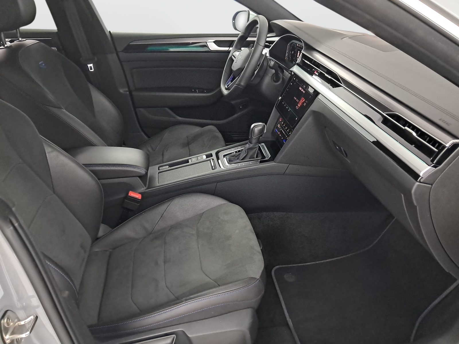 Volkswagen Arteon - 2021