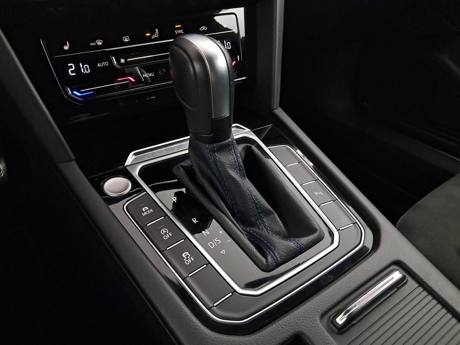 Volkswagen Arteon - 2021