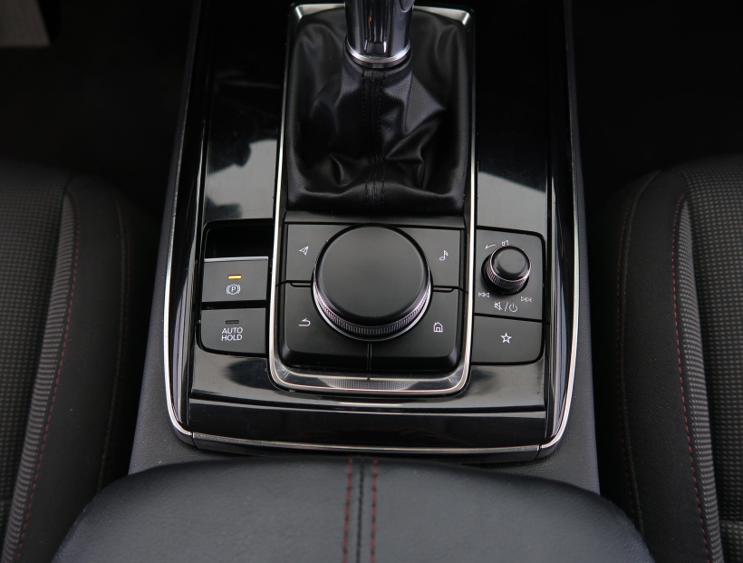 Mazda CX-30, 2022