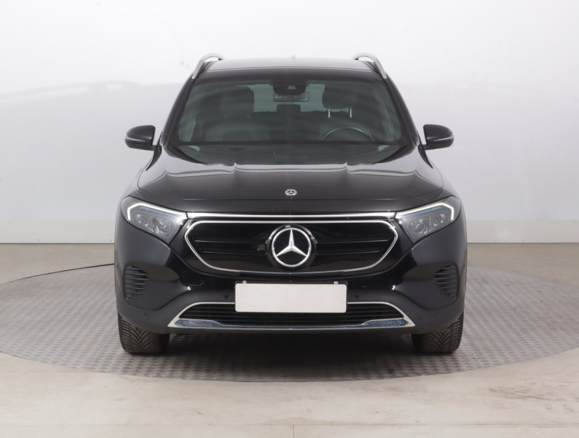 Mercedes-Benz EQB, 2022