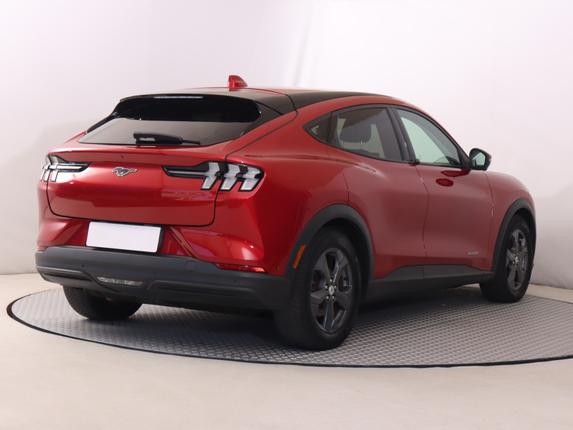 Ford Mustang Mach-E, 2021