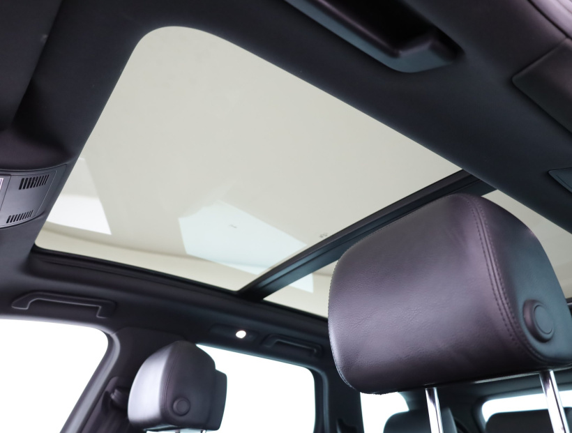 Volkswagen Touareg, 2015