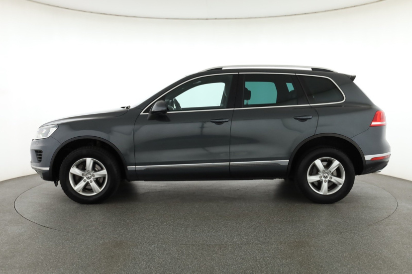 Volkswagen Touareg, 2015