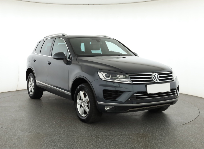 Volkswagen Touareg, 2015