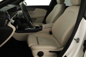 Mercedes-Benz CLA - 2022