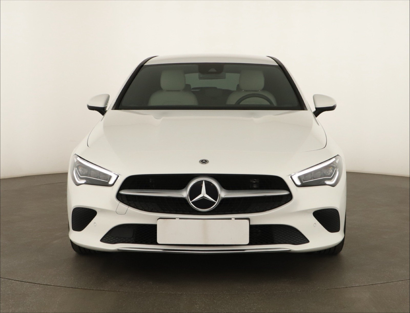 Mercedes-Benz CLA - 2022