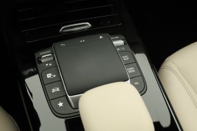 Mercedes-Benz CLA - 2022