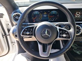 Mercedes-Benz CLA - 2022