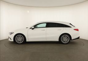 Mercedes-Benz CLA - 2022