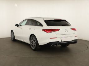Mercedes-Benz CLA - 2022