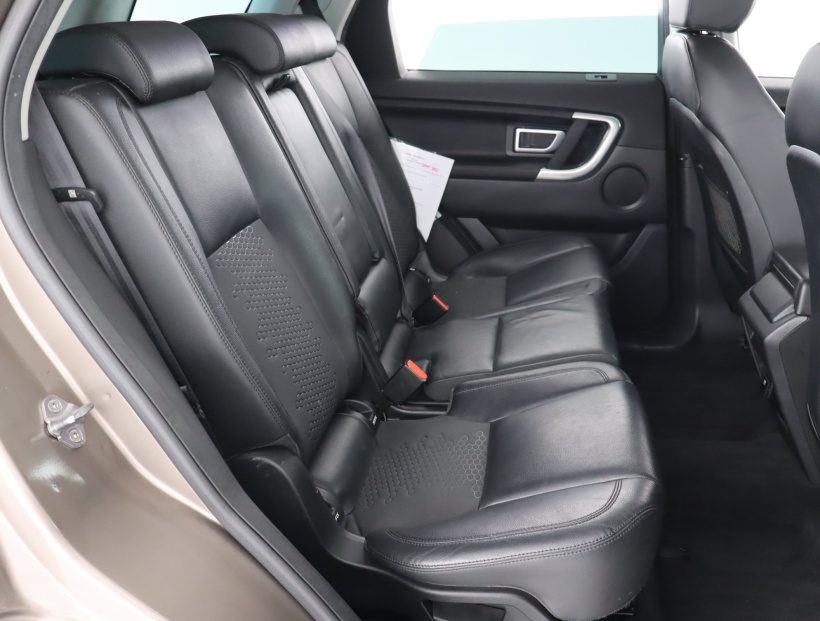 Land Rover Discovery Sport, 2016
