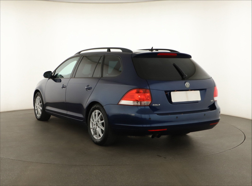 Volkswagen Golf, 2010