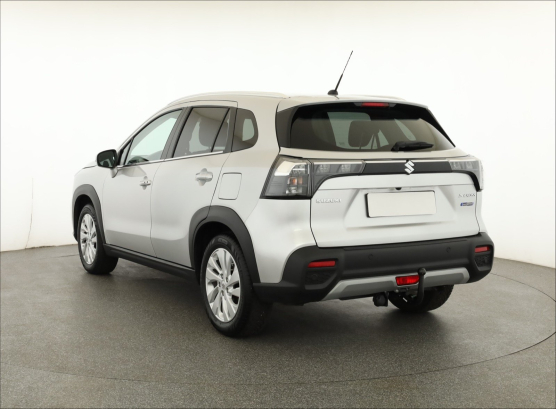 Suzuki SX4 S-Cross 1.5 Hybrid