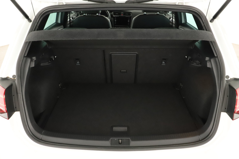 Volkswagen Golf, 2019