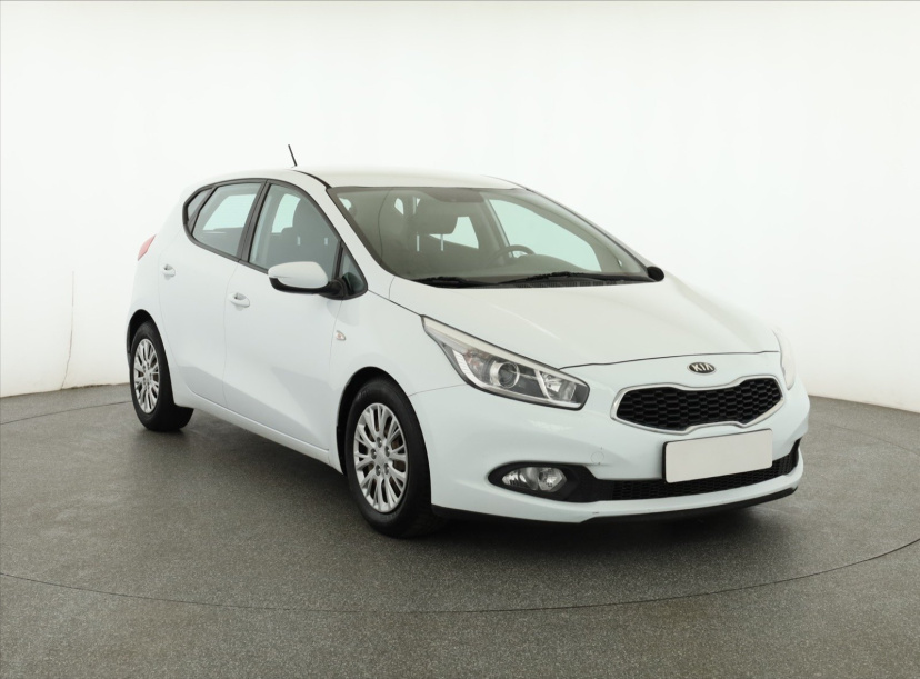 Kia Ceed, 2013